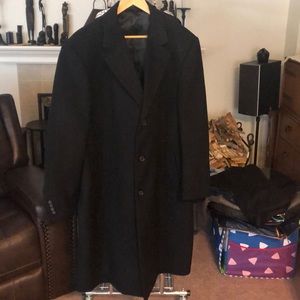 Trench coat size 44R 3 button black by Stafford